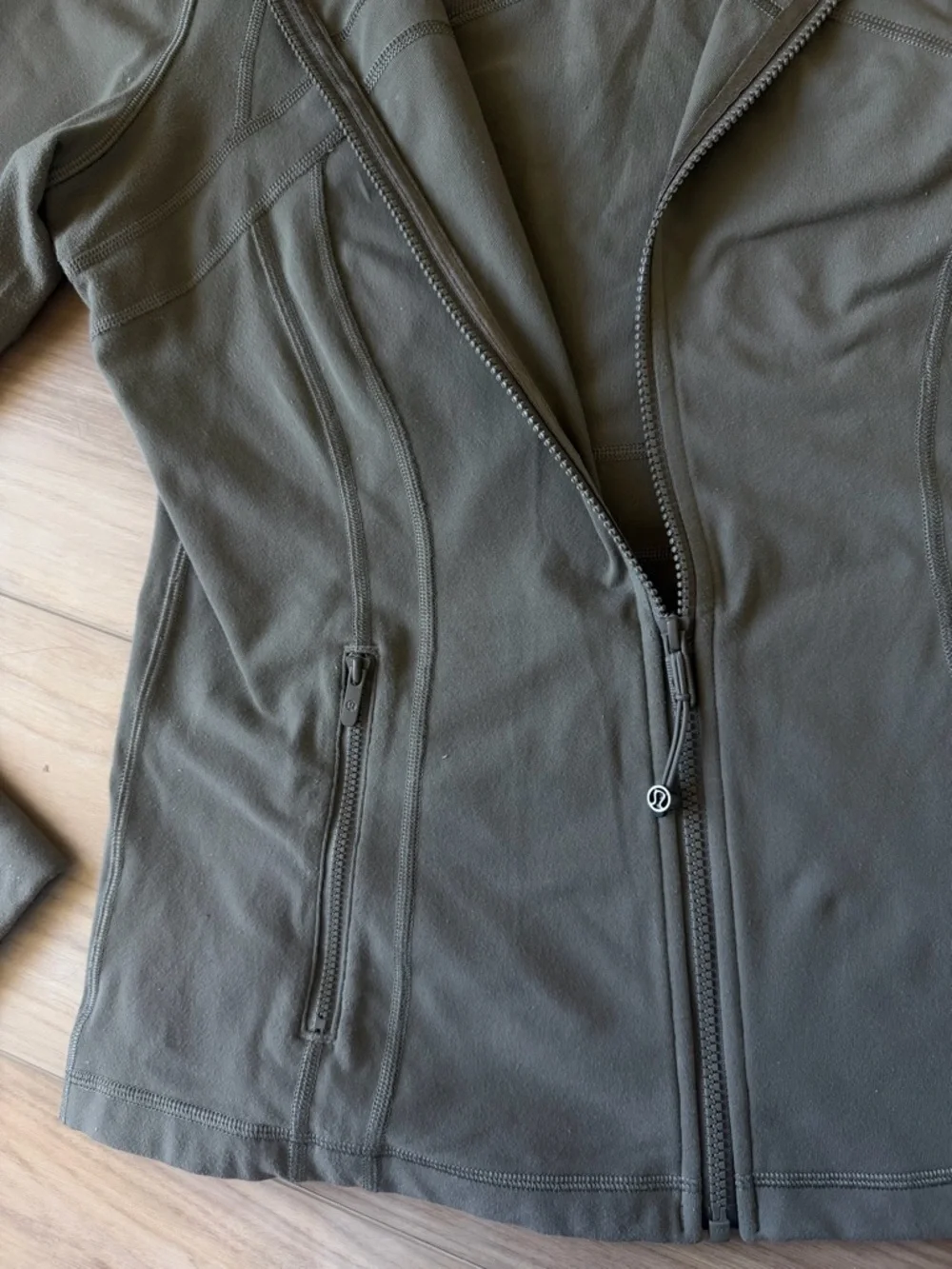 lululemon Define Jacket- Nomad Olive Green Jacket - Picture 1 of 5